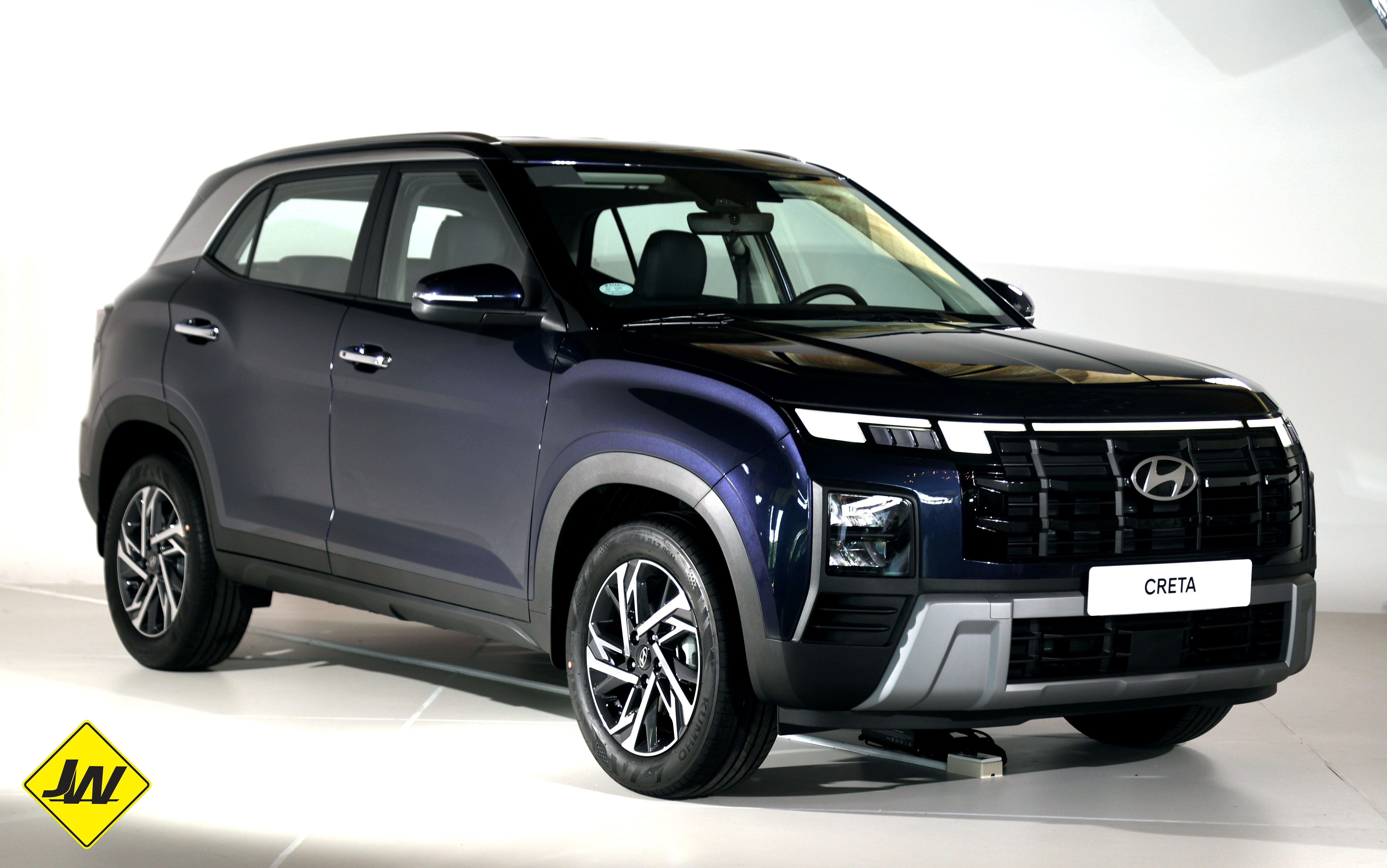 Facelifted Hyundai Creta Debuts with a New Turbocharged Engine and ADAS Features